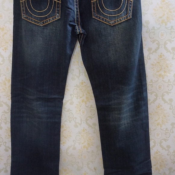 True Religion - Picture 6 of 11